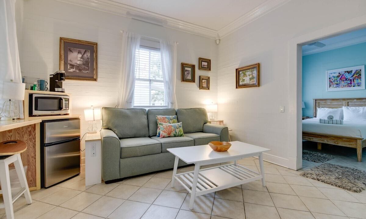 Photo of Livingroom in Historic Seaport