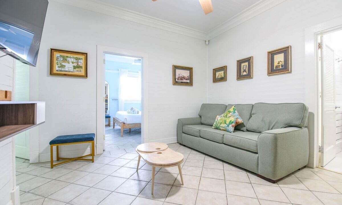 Photo of Livingroom in Historic Seaport