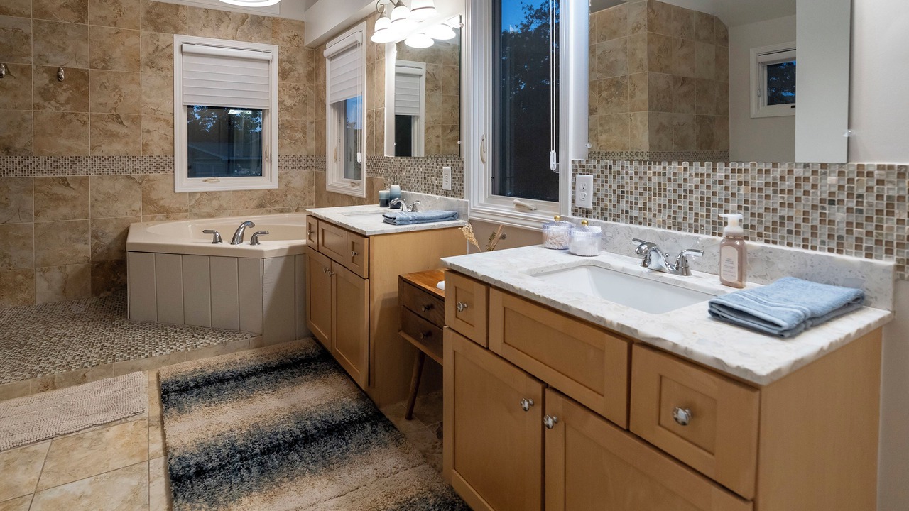 Photo of Bathroom in Marion