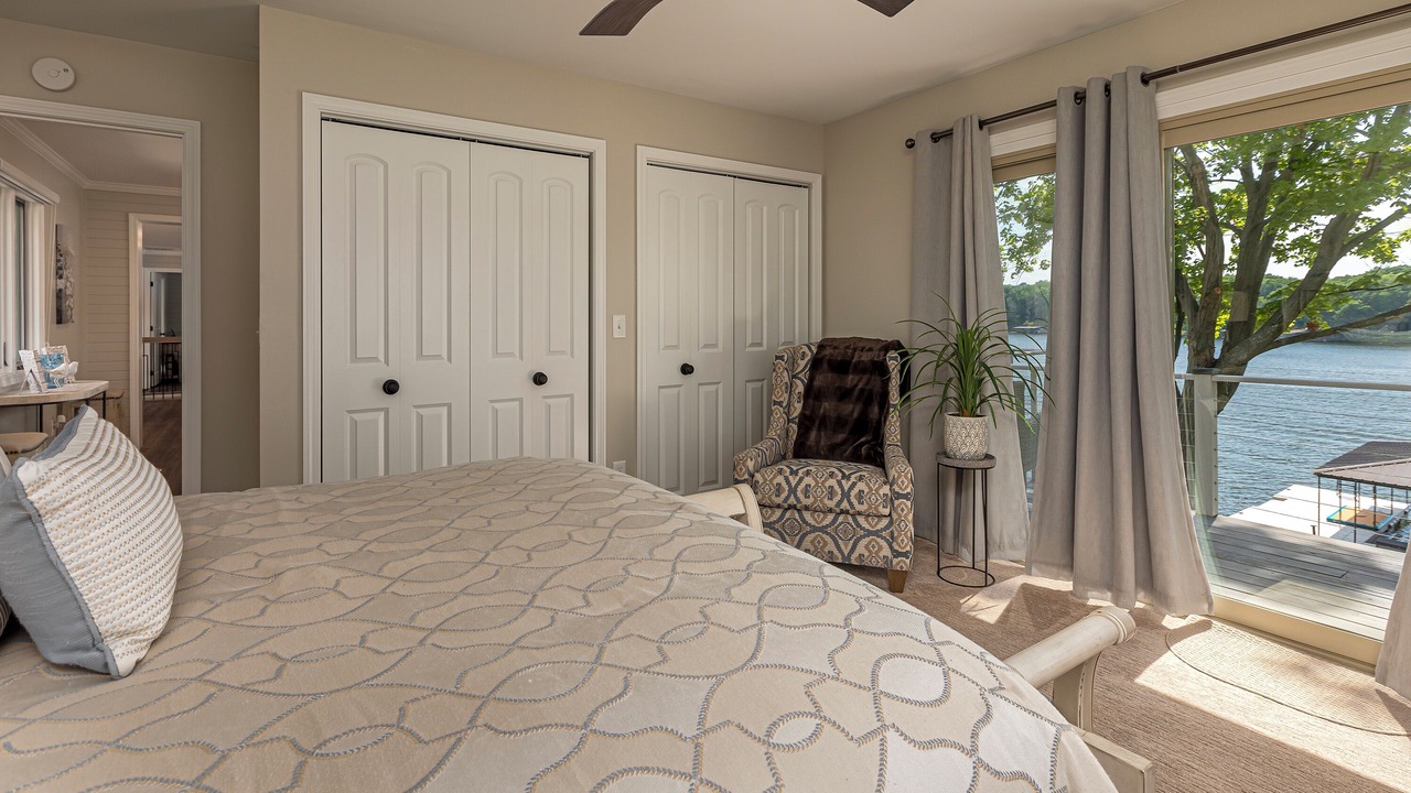Photo of Bedroom in Marion
