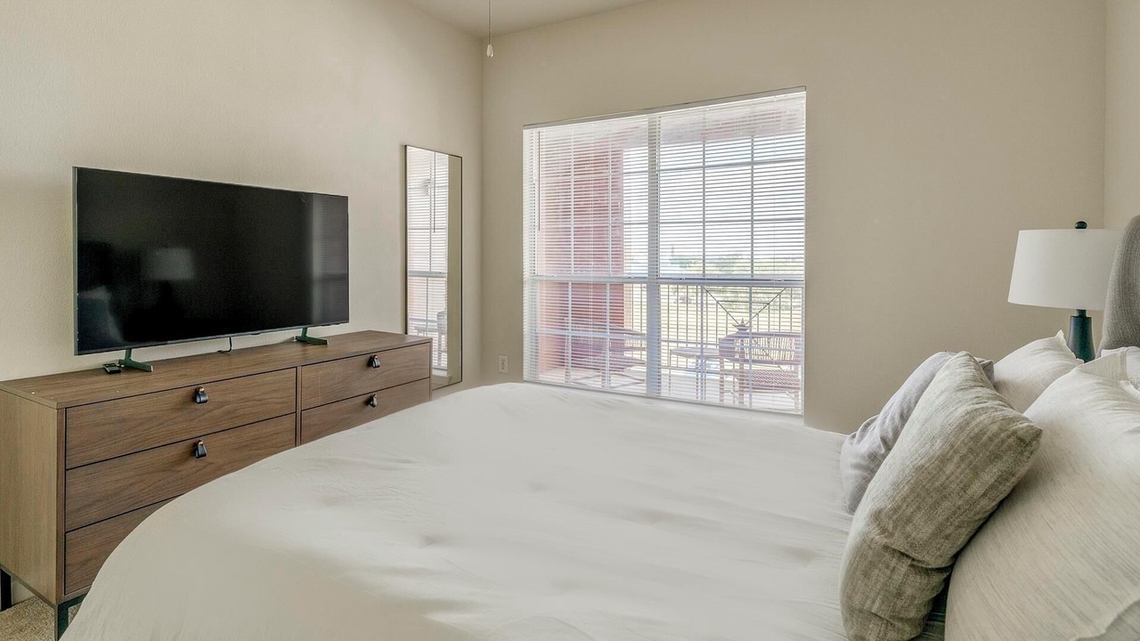 Photo of Bedroom in Southbelt/Ellington