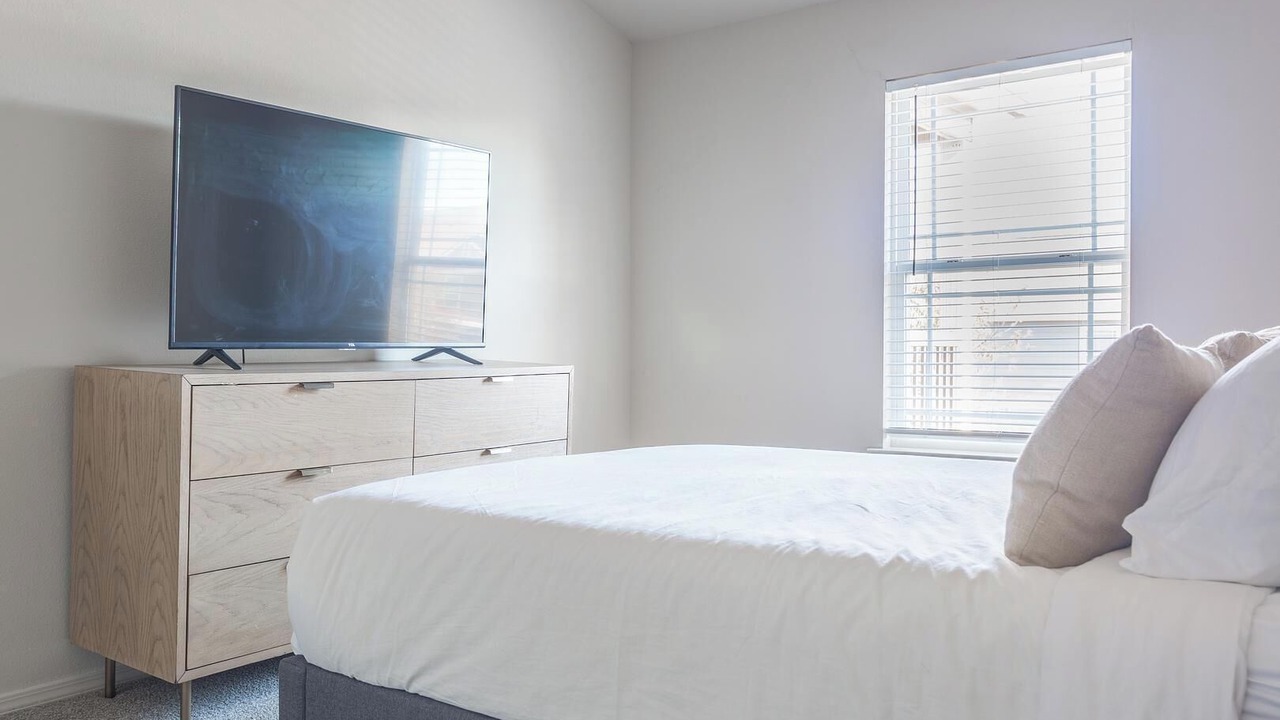 Photo of Bedroom in Broken Arrow