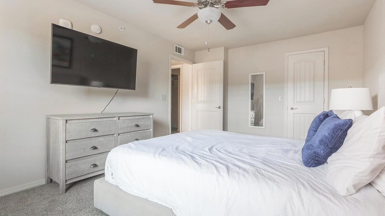 Photo of Bedroom in Broken Arrow