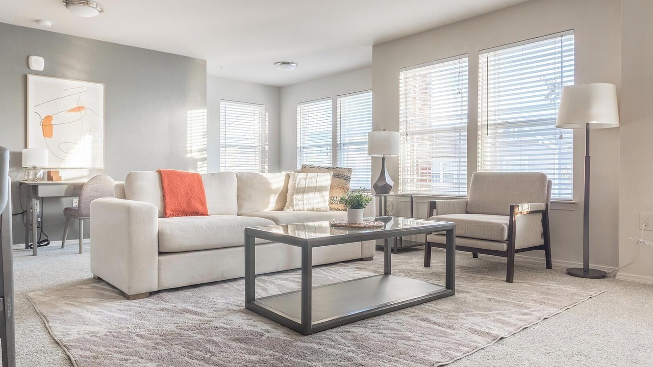 Photo of Livingroom in Broken Arrow