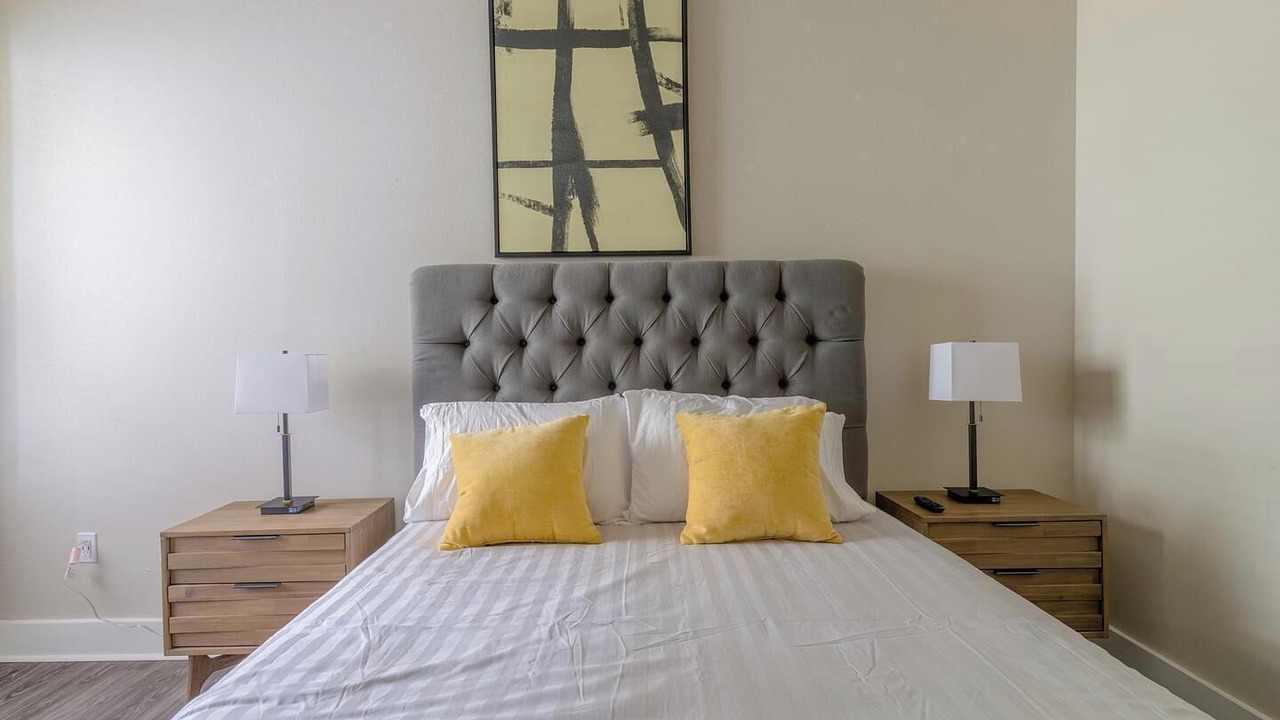 Photo of Bedroom in Nassau Bay