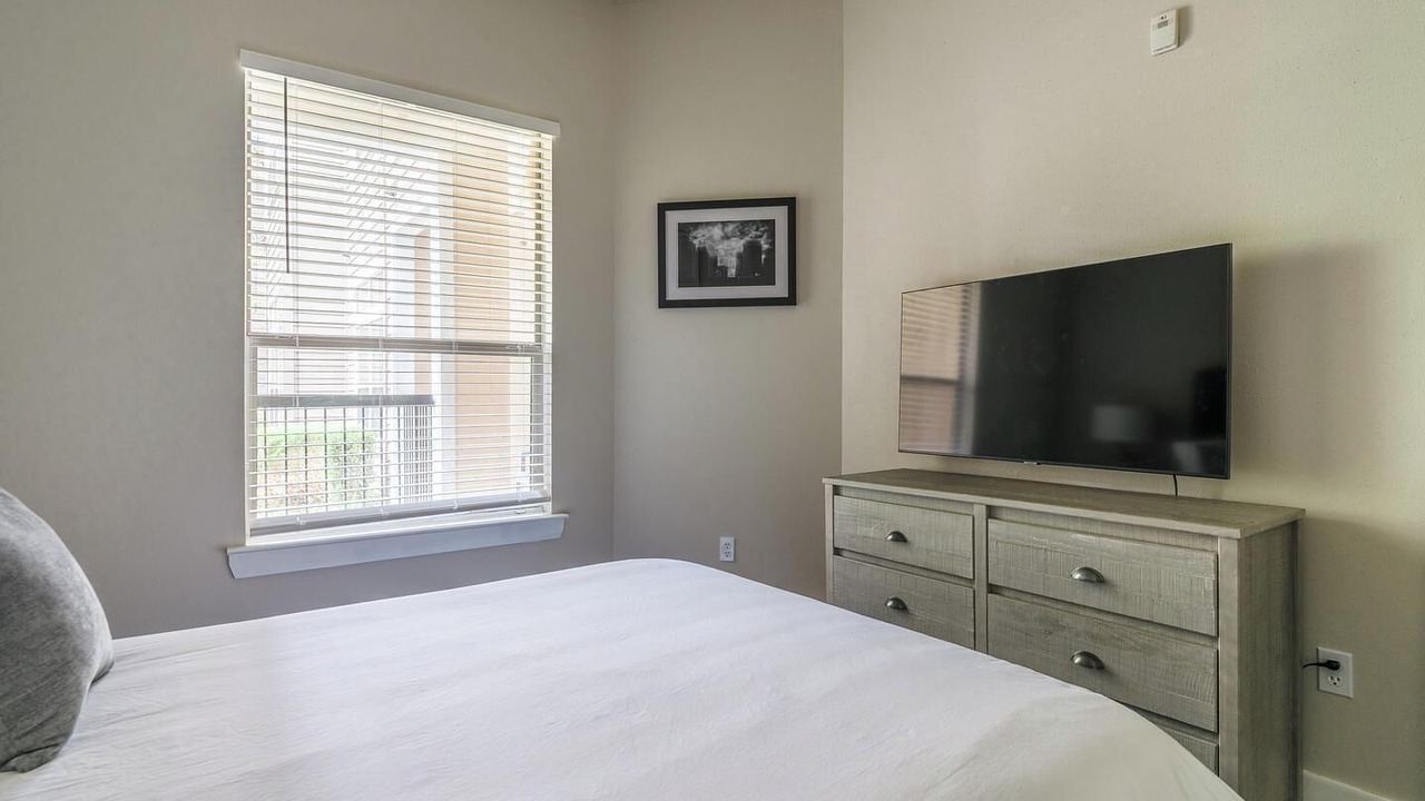 Photo of Bedroom in Nassau Bay