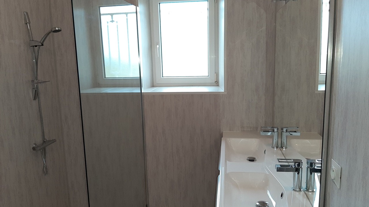 Photo of Bathroom in Tennie