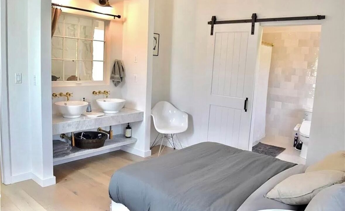 Photo of Bedroom in Middle Hope