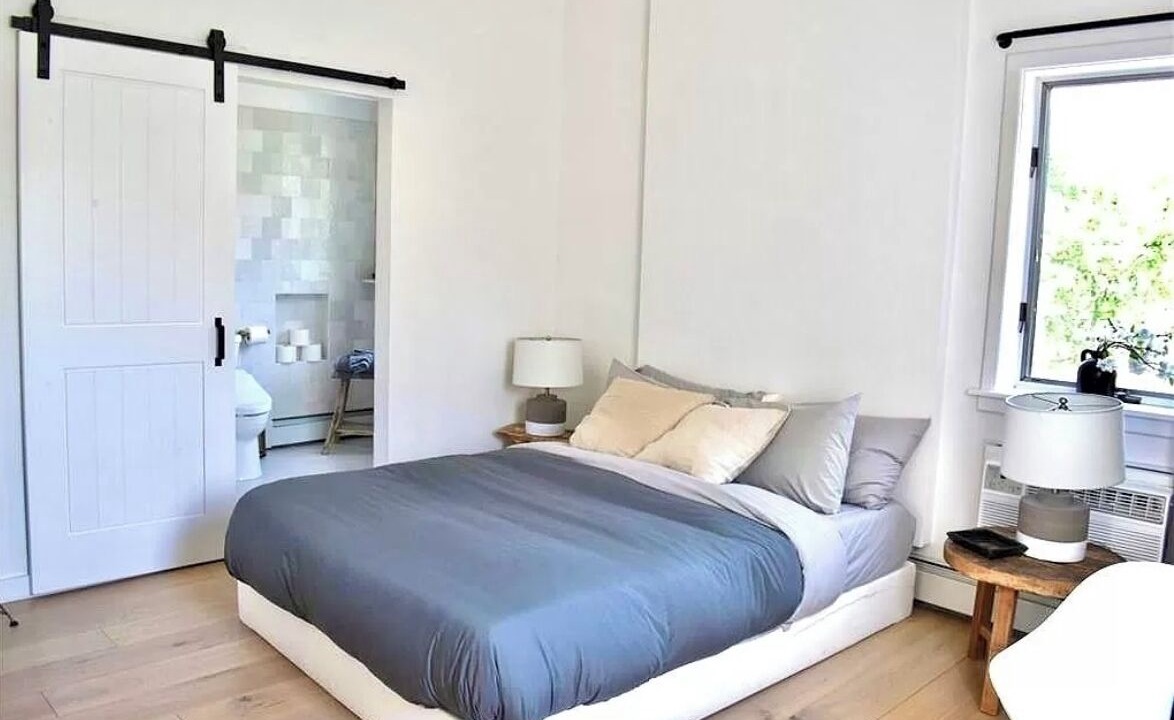 Photo of Bedroom in Middle Hope