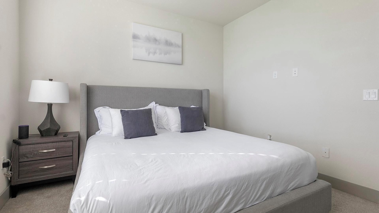 Photo of Bedroom in Manor