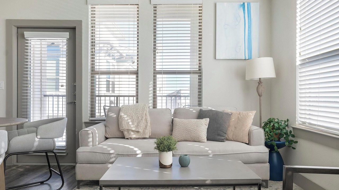 Photo of Livingroom in Manor