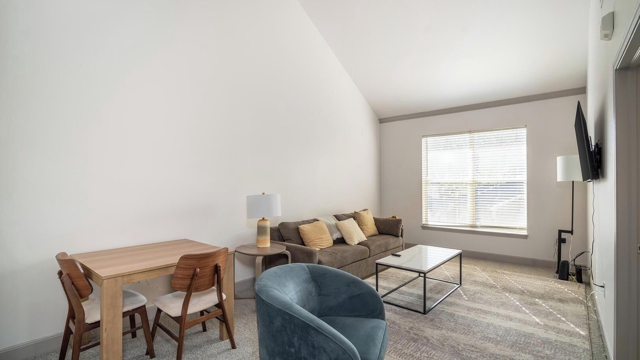 Photo of Livingroom in Corryville