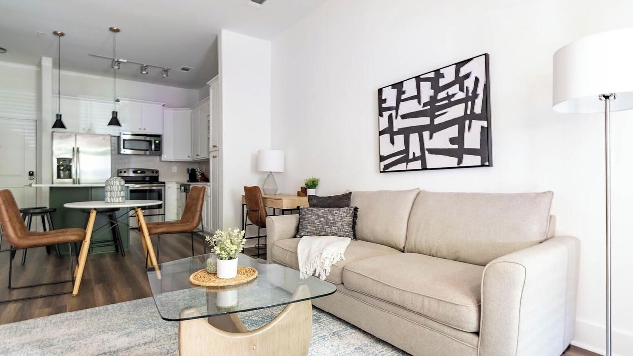 Photo of Livingroom in Cary