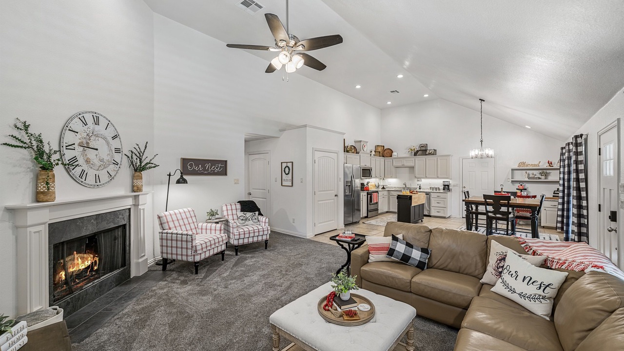 Photo of Livingroom in Wills Point