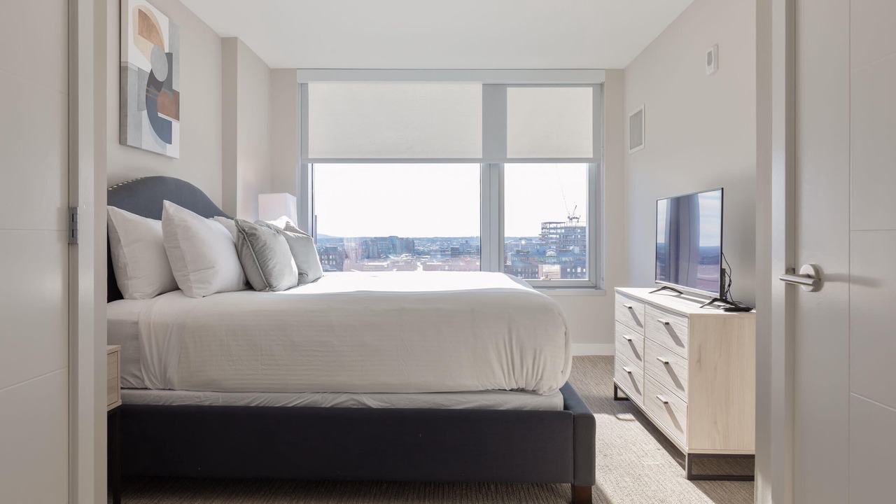 Photo of Bedroom in Seaport District