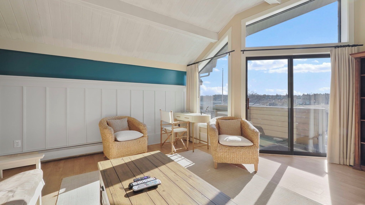 Photo of Livingroom in Charlevoix