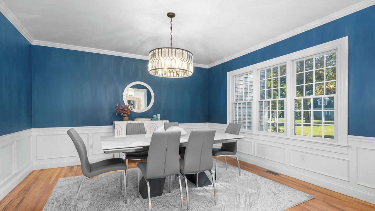 Photo of Livingroom in Forestdale