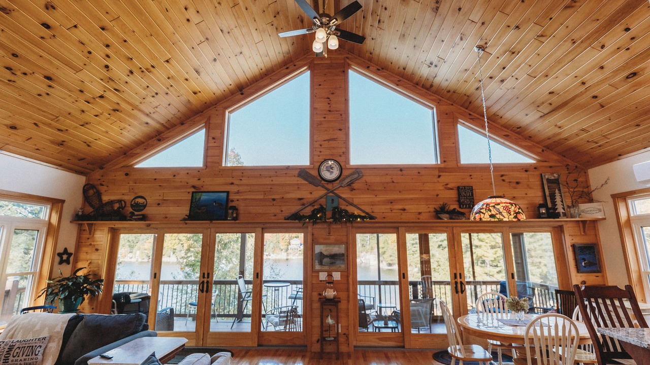 Photo of Livingroom in Town of Fowler