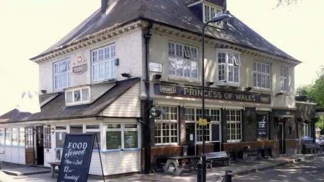 Photo of Others in Leabridge