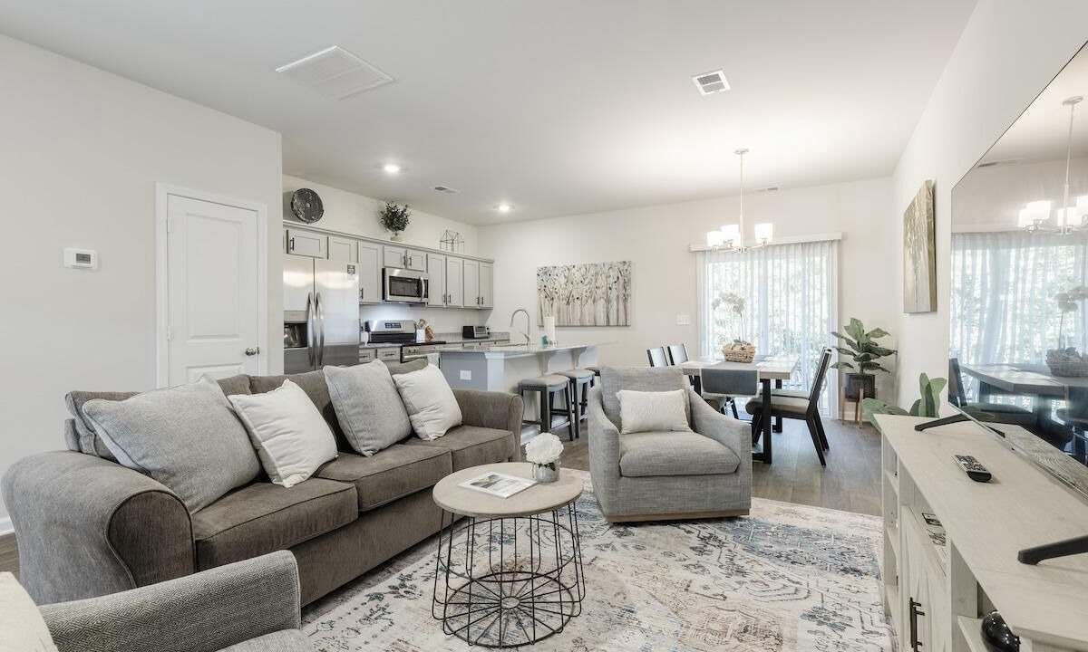 Photo of Livingroom in Simpsonville