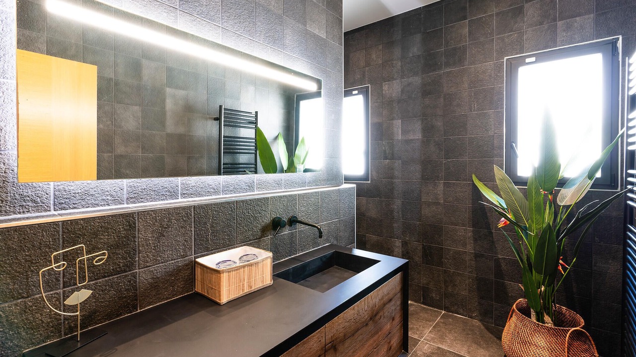 Photo of Bathroom in Sollies-Toucas