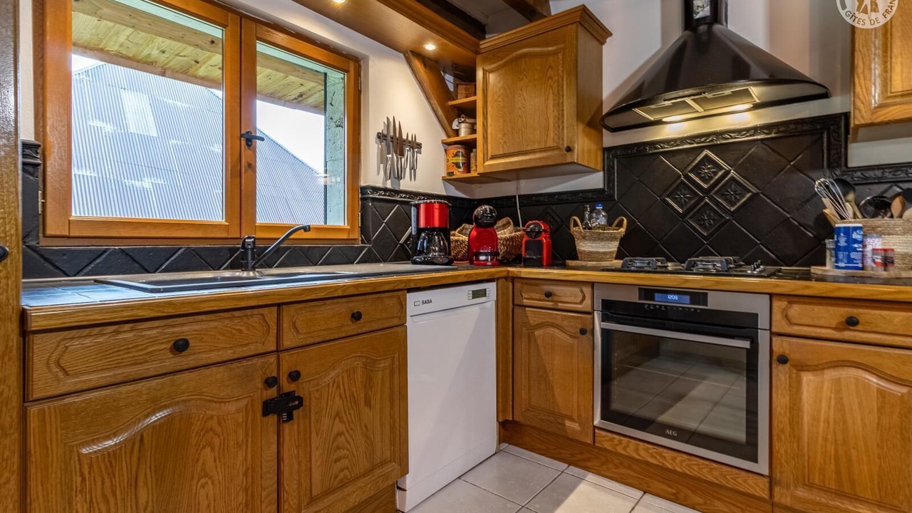 Photo of Kitchen in Aillon-le-Vieux