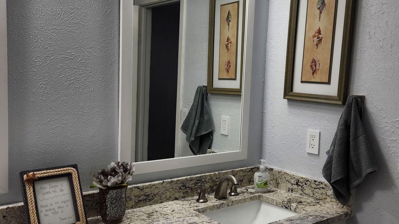 Photo of Bathroom in The Colony