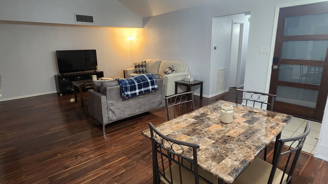 Photo of Livingroom in The Colony