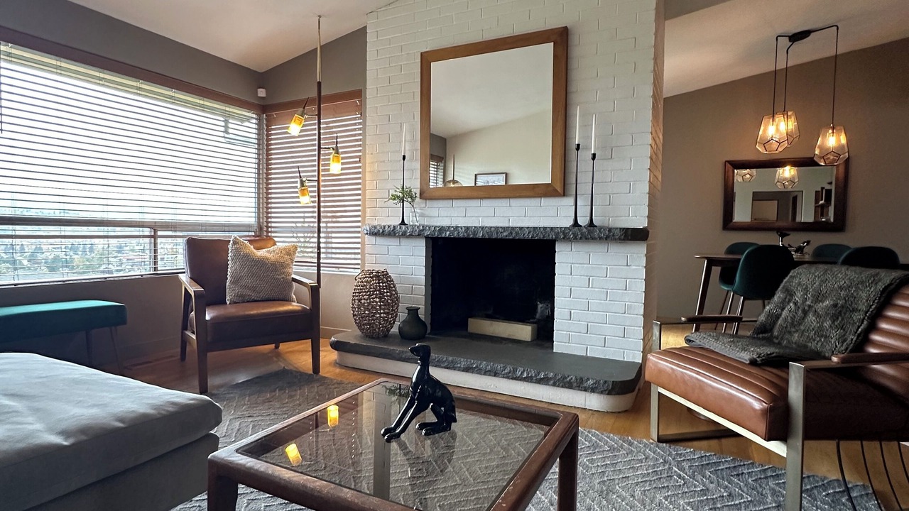 Photo of Livingroom in Renton