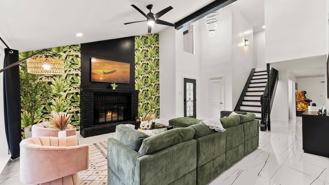 Photo of Livingroom in Carrollton