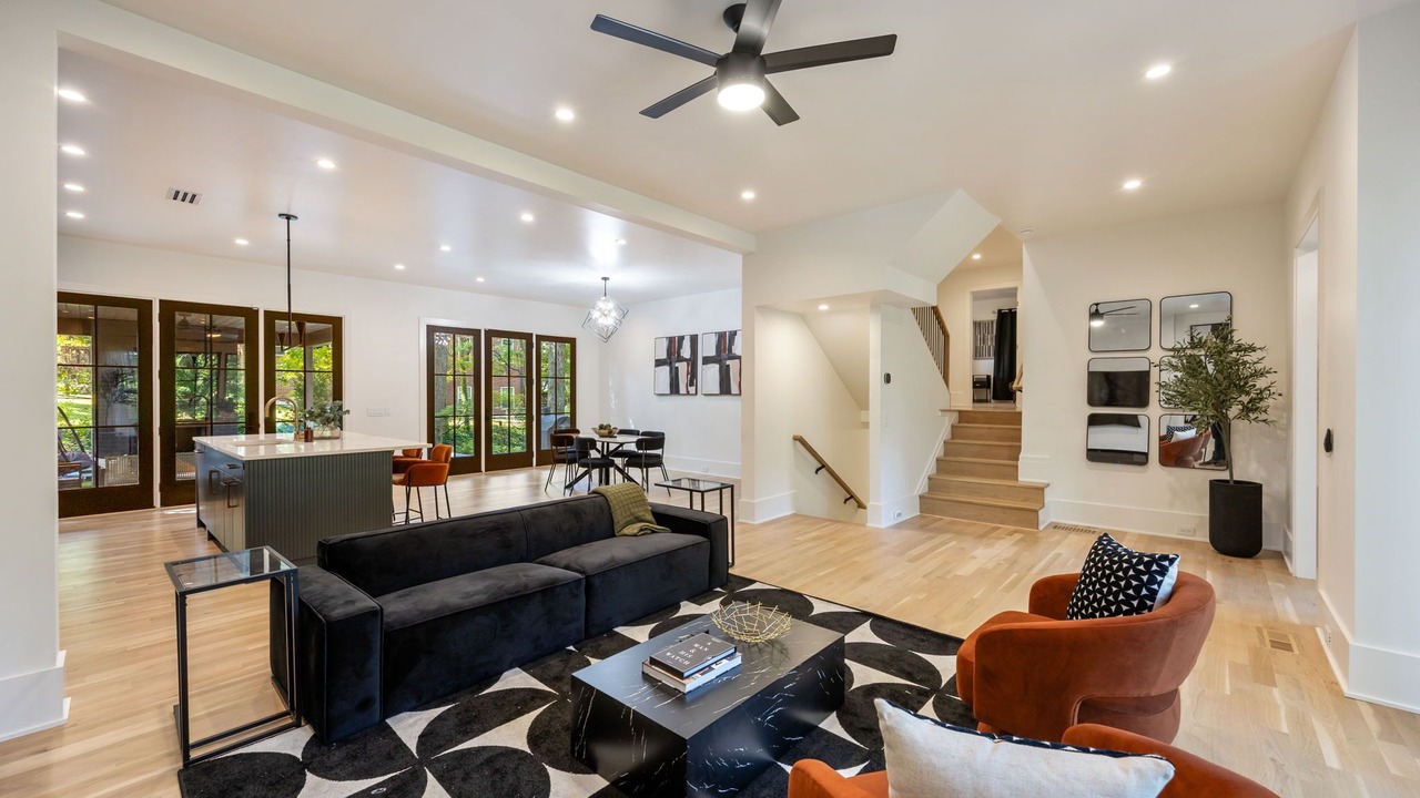 Photo of Livingroom in North Buckhead