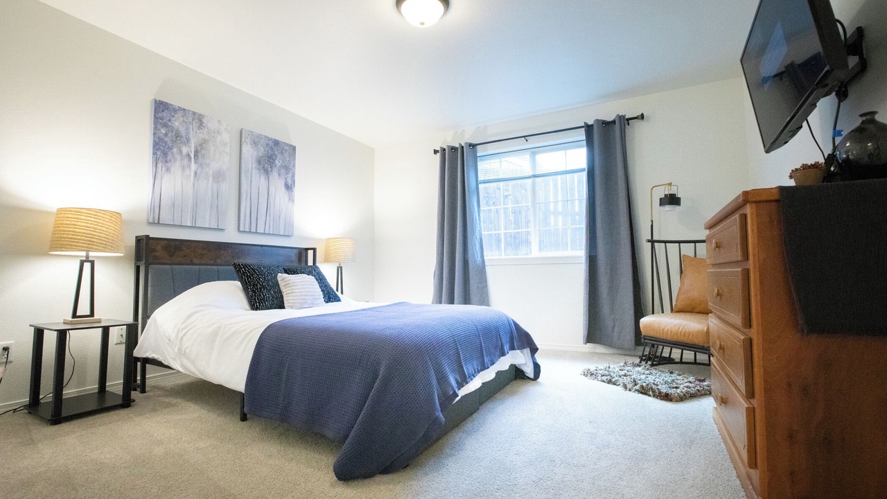 Photo of Bedroom in Mountain View