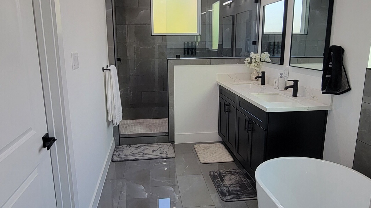 Photo of Bathroom in Northside