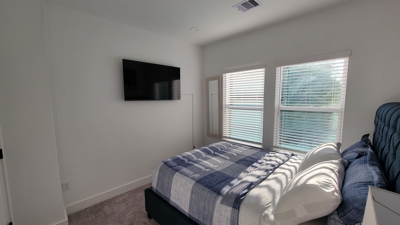 Photo of Bedroom in Northside