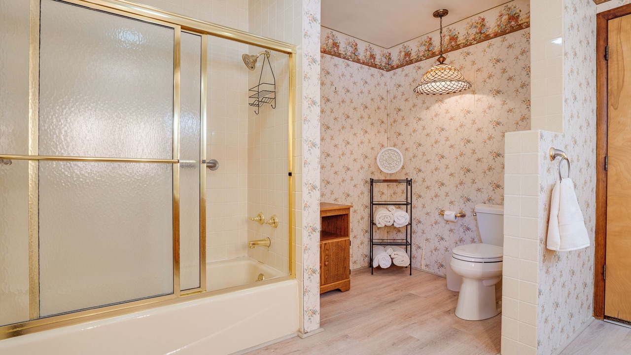 Photo of Bathroom in Lawrenceville