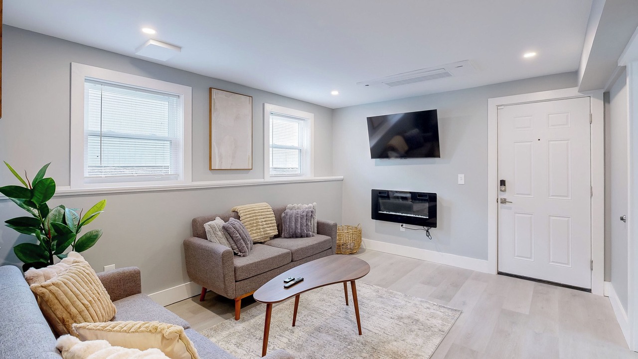 Photo of Livingroom in Providence