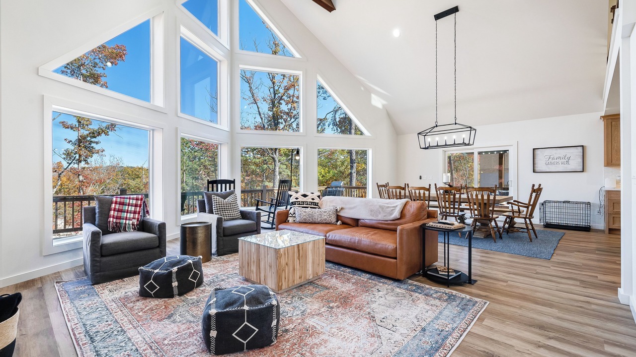 Photo of Livingroom in McGaheysville