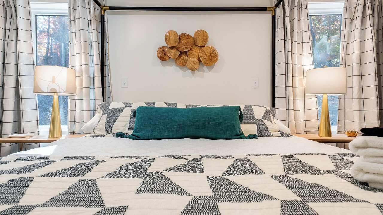 Photo of Bedroom in McGaheysville