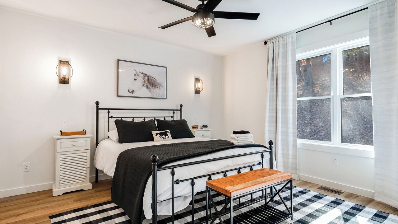 Photo of Bedroom in McGaheysville