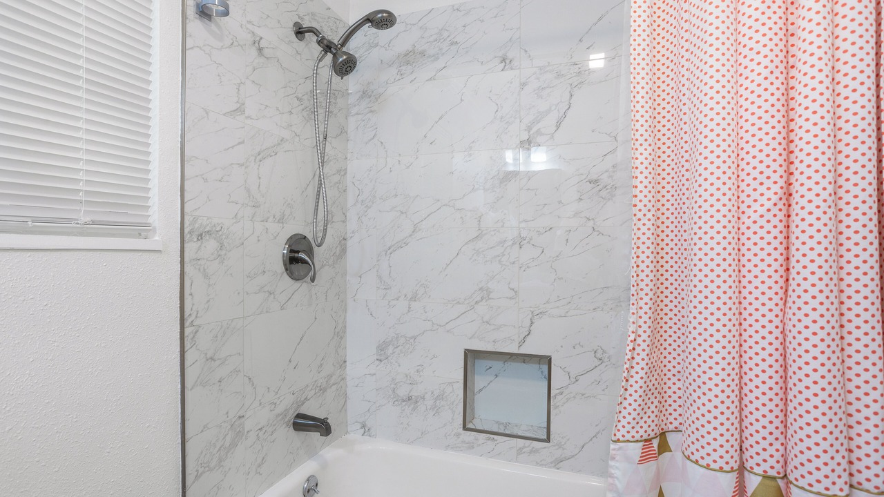 Photo of Bathroom in Newark