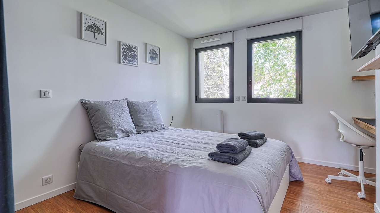 Photo of Bedroom in Gif-sur-Yvette