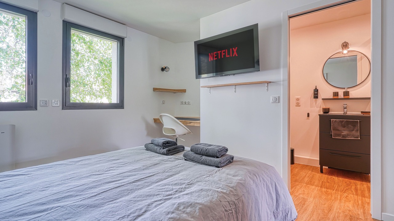 Photo of Bedroom in Gif-sur-Yvette