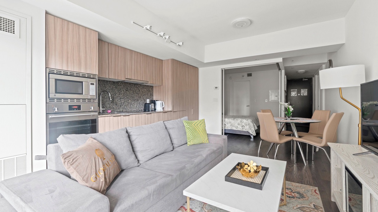 Photo of Livingroom in Bay Cloverhill