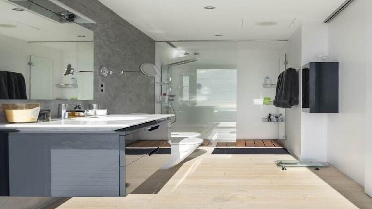 Photo of Bathroom in Mas Ram