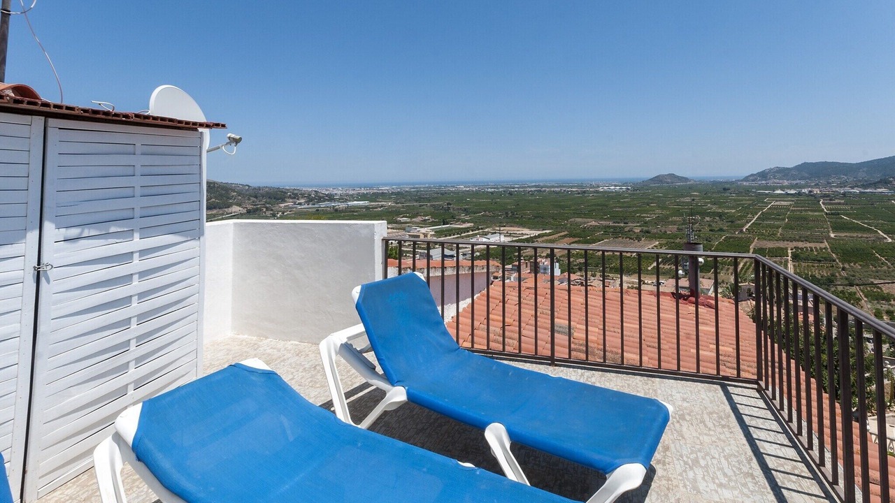 Photo of Patio Balcony in Ador