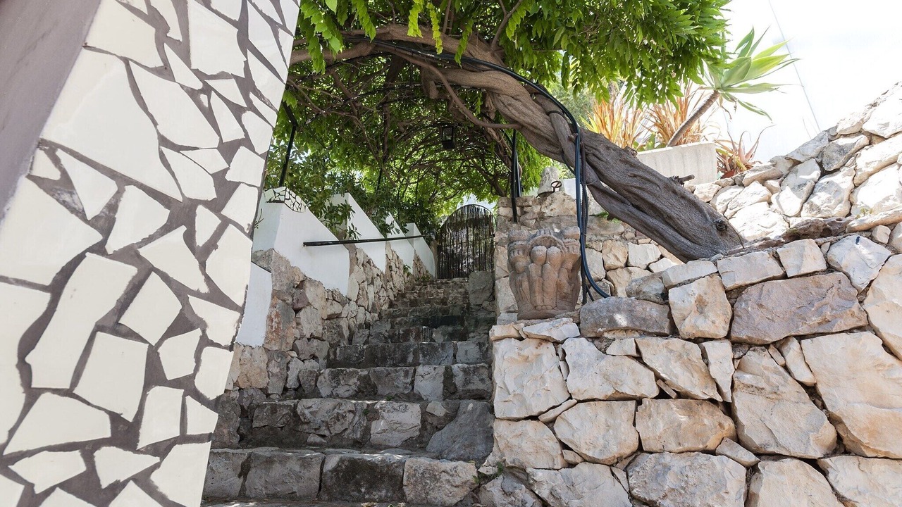 Photo of Outdoor in Ador