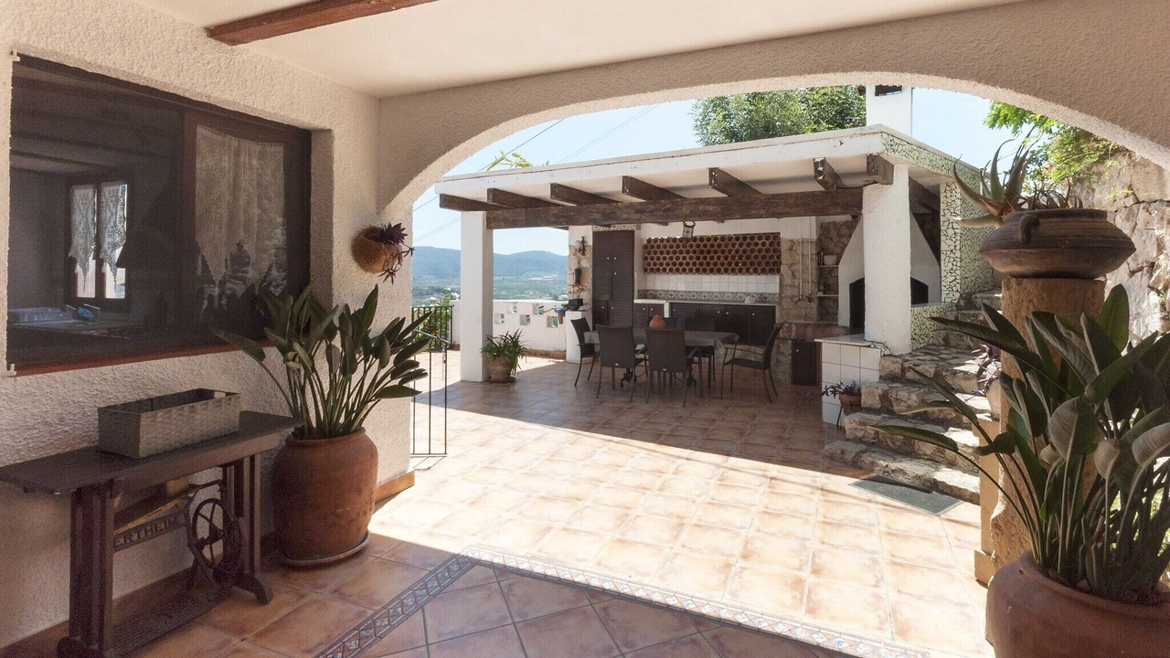 Photo of Outdoor in Ador