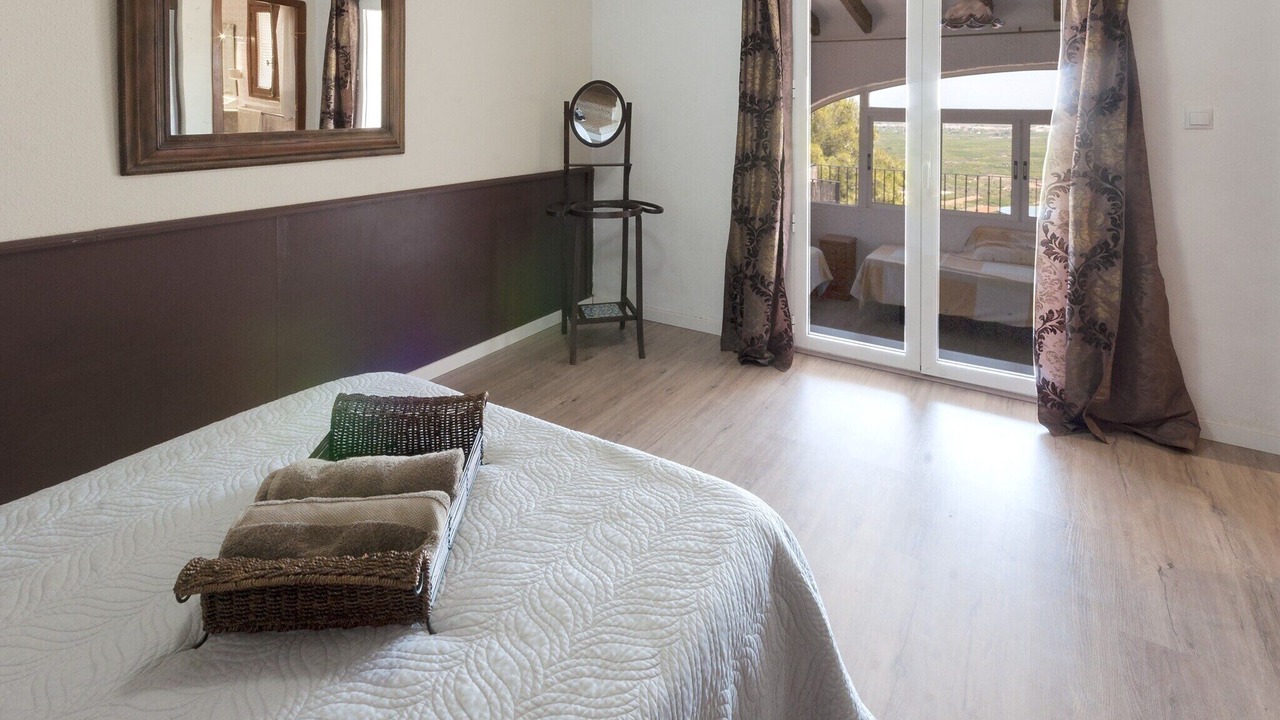 Photo of Bedroom in Ador