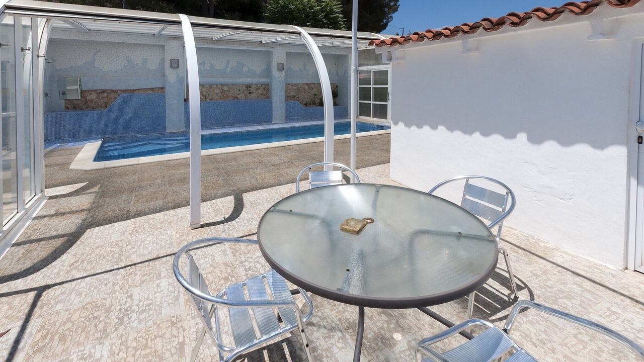 Photo of Outdoor in Ador