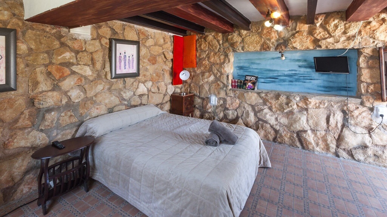 Photo of Bedroom in Ador